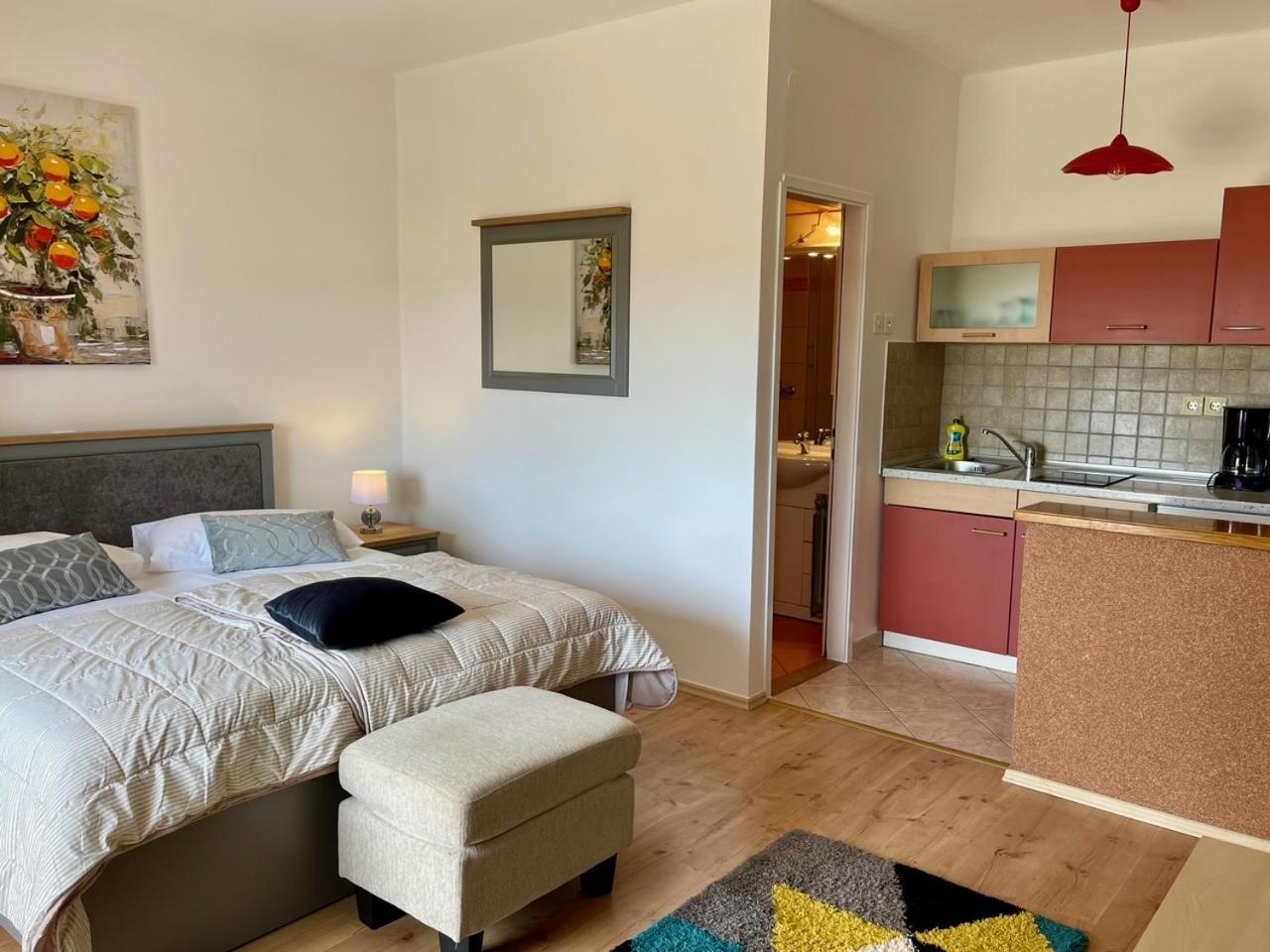 ראב Apartments Bosiljka מראה חיצוני תמונה