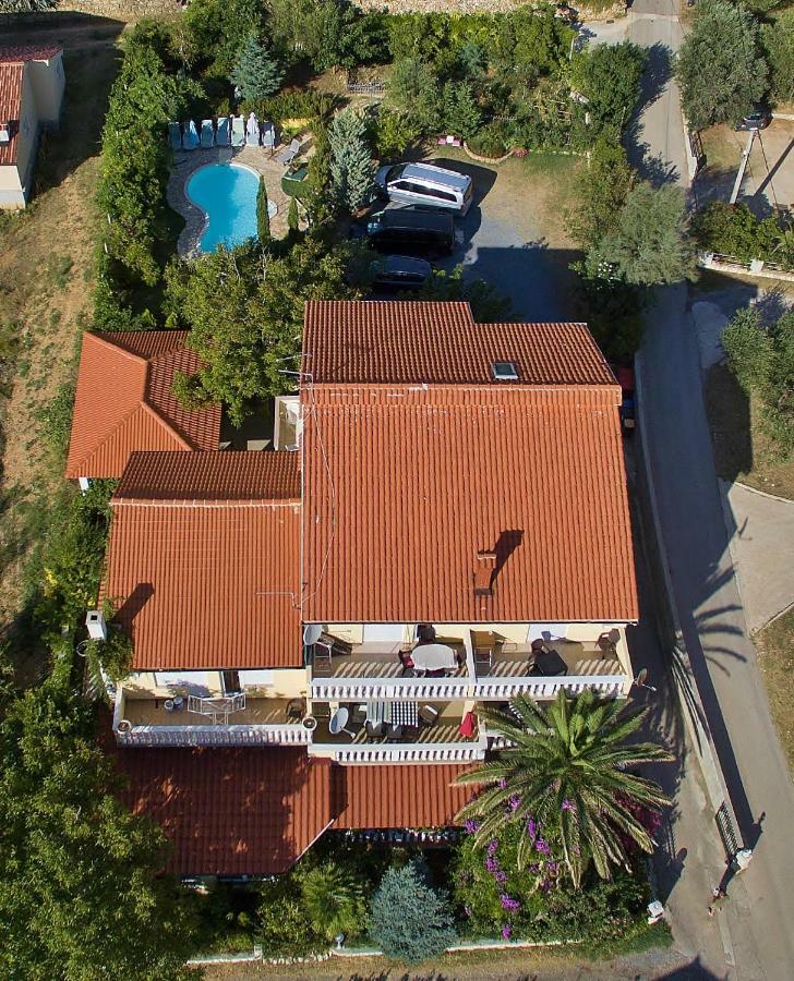 ראב Apartments Bosiljka מראה חיצוני תמונה